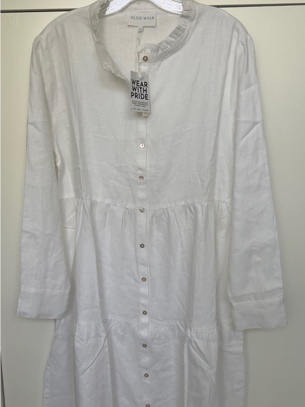 Alice Walk White Button-Front Tiered Shirt Dress - Picture 2 of 4